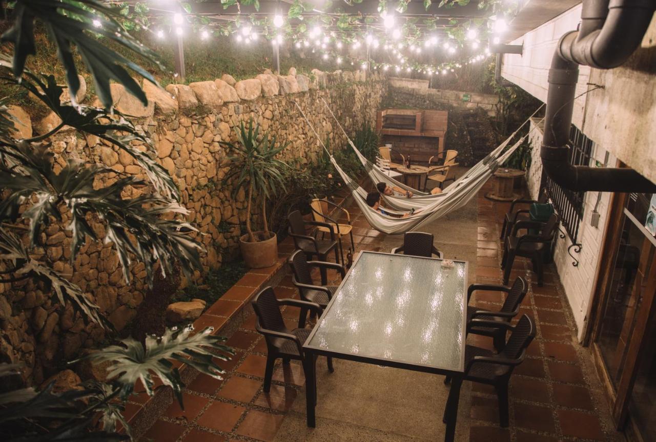 Chillin District Hostal *